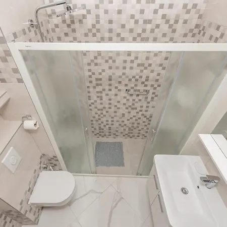 Petar Apartmán *