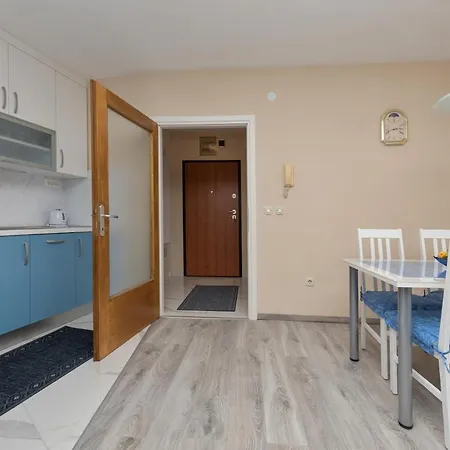 Apartment Petar