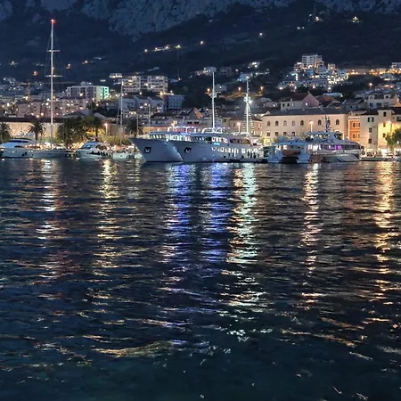 Apartment Petar Makarska